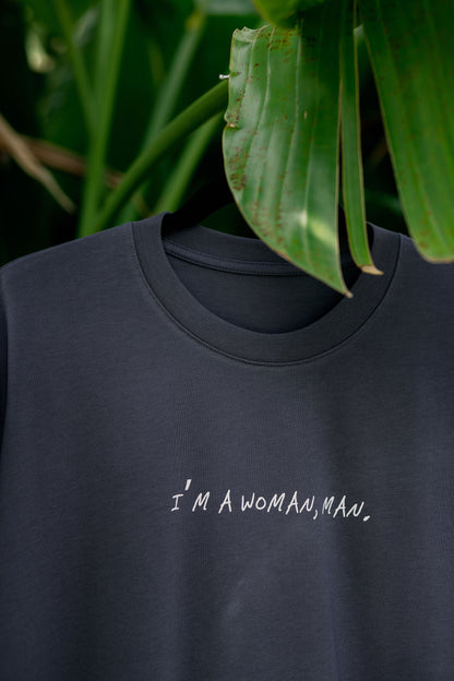 Oversized T-Shirt Graphite "I'am a Woman"