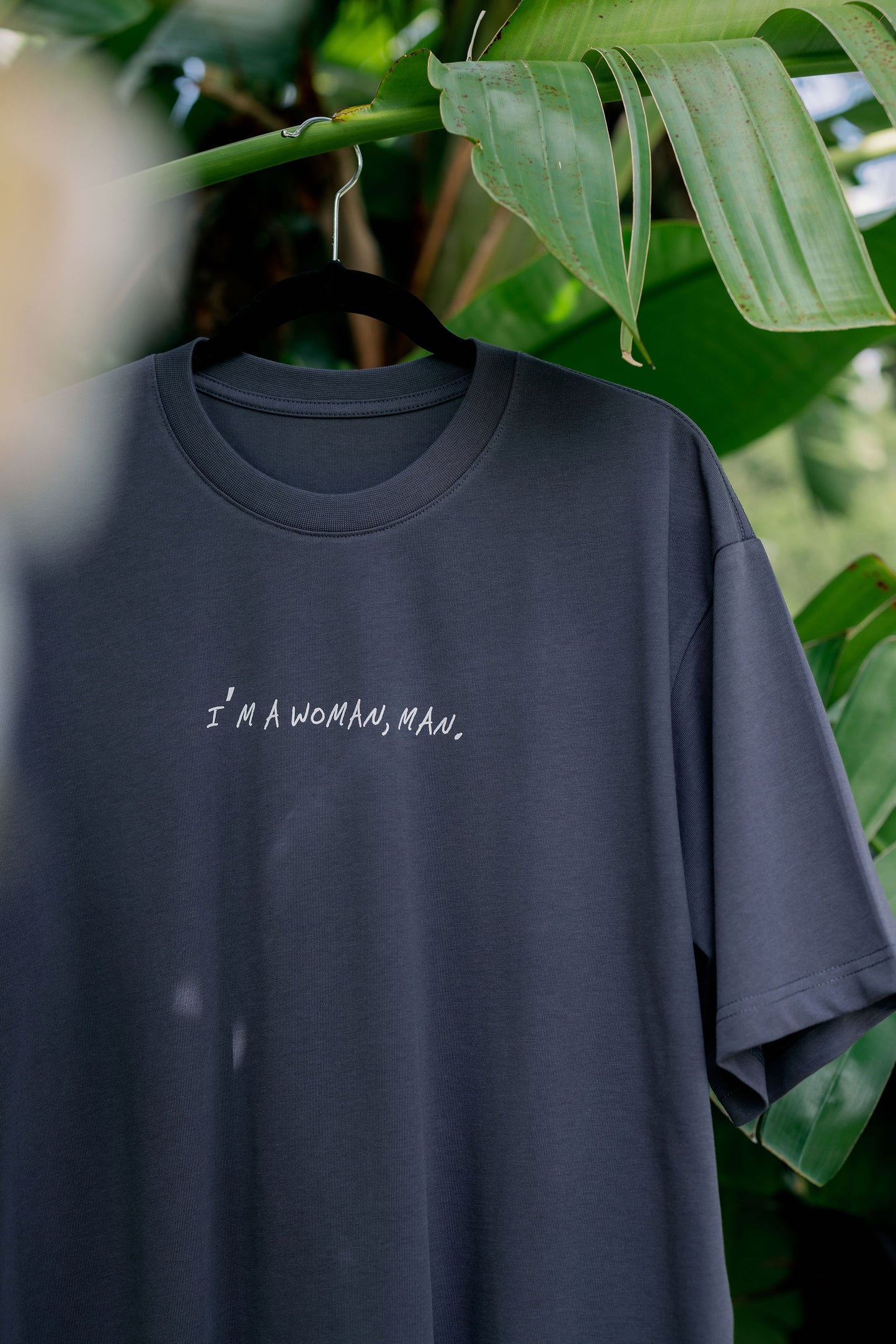 Oversized T-Shirt Graphite "I'am a Woman"