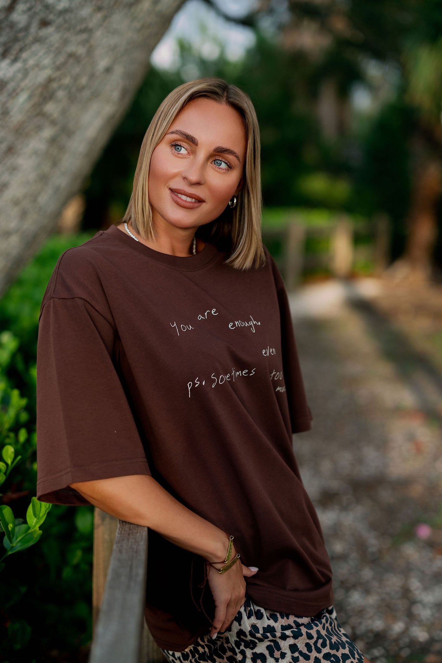 Oversized T-Shirt Chocolate "I'am enough"