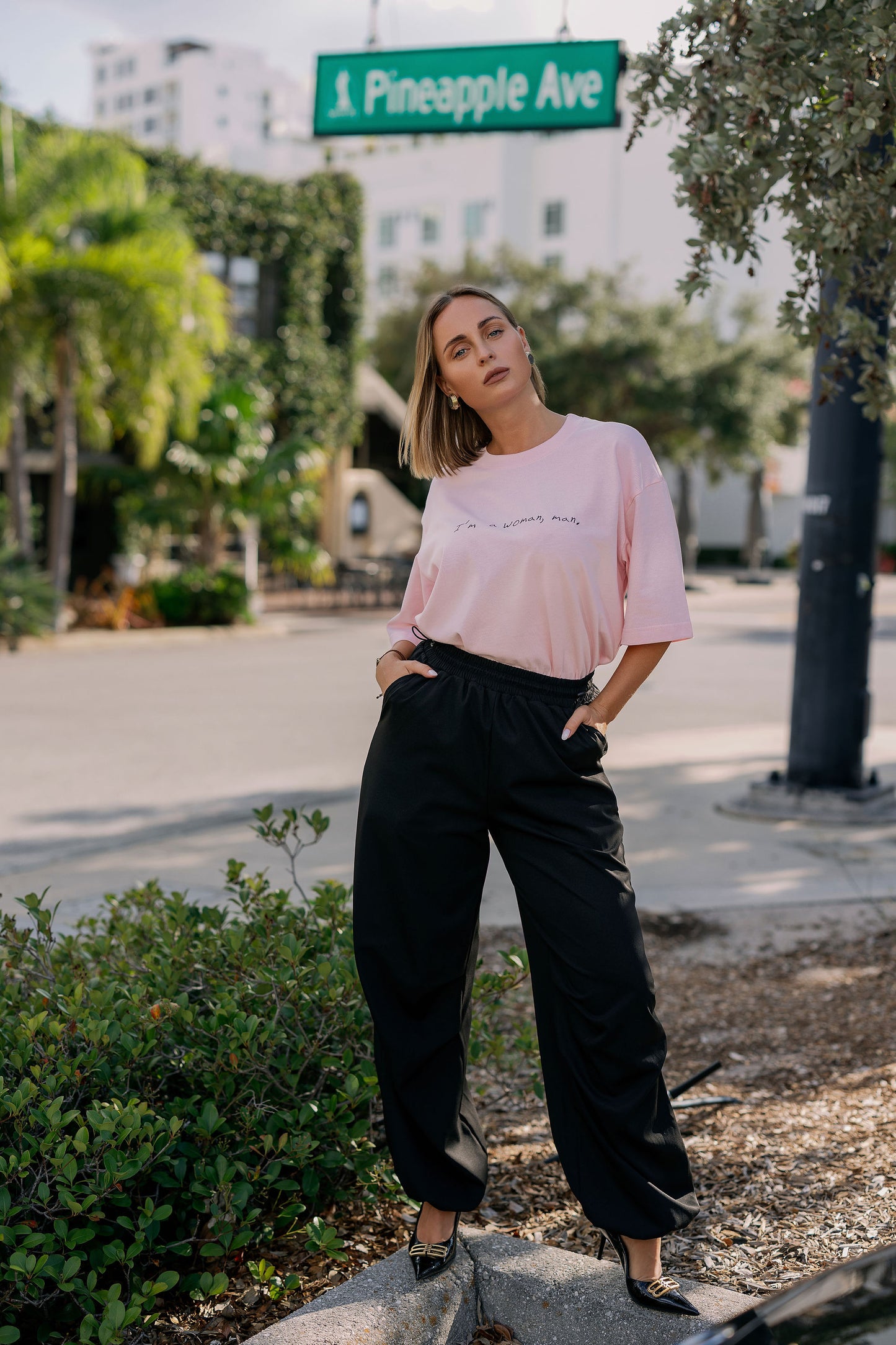 Oversized T-Shirt Pink "I'am a Woman"